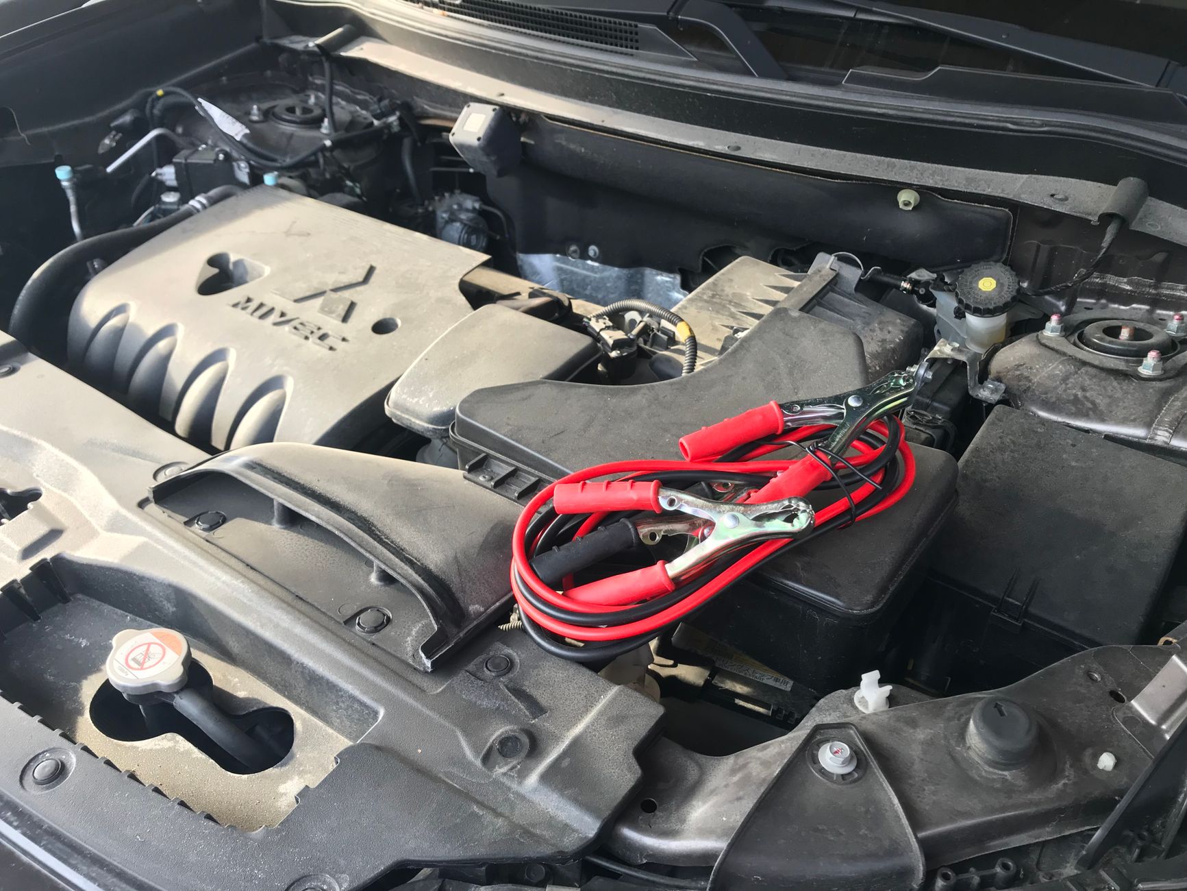 【水没車の感電・火災防止】バッテリーのマイナス端子の安全な外し方と事前準備